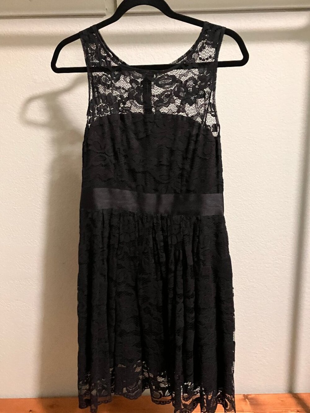 The LBD That Actually Has Personality | BB Dakota | Size 6